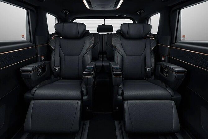 Private Transfer Hong Kong City to Hong Kong Airport HKG by Van - How the Service Works