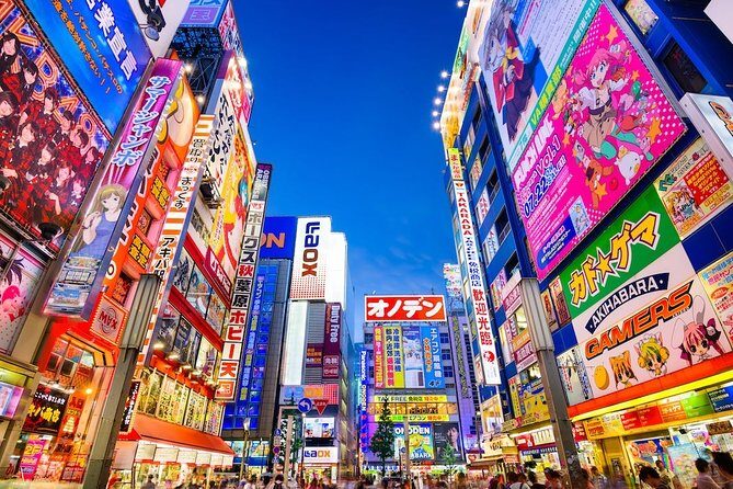 Private Transfer: Tokyo to Haneda Airport HND in Luxury Van - Meeting & Greeting
