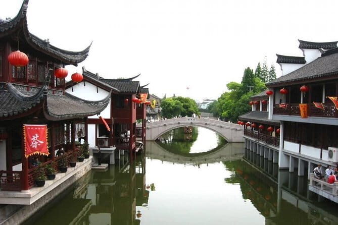 PrivateShanghai Layover Tour to Qibao Water Town&City Tour Option - The Value of This Tour