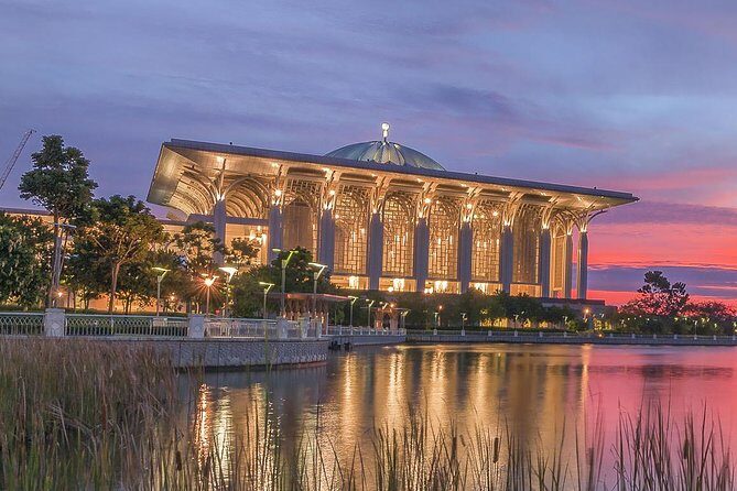 Putrajaya, Batu Caves & Kuala Lumpur City Full-Day (10-Hrs) - Who Should Book This Tour?