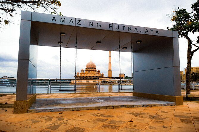 Putrajaya Private Tour From Kuala Lumpur - What the Reviews Say