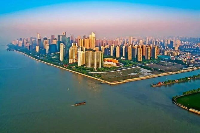 Qiantang River Tidal Bore Watching Day Tour - The Value of This Tour