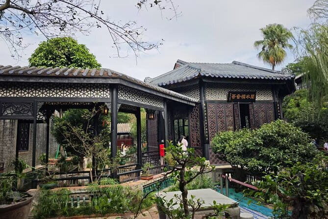 Relaxing Exploring Tour in Guangzhou - Authentic, Practical, and Entertaining