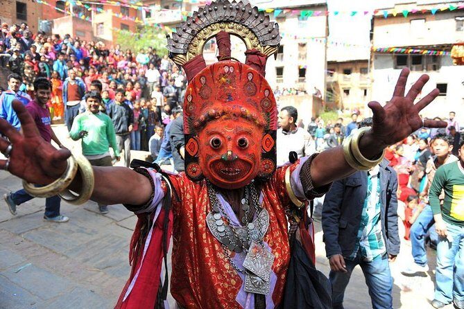 Religious Sightseeing Tour - Day-by-Day Breakdown