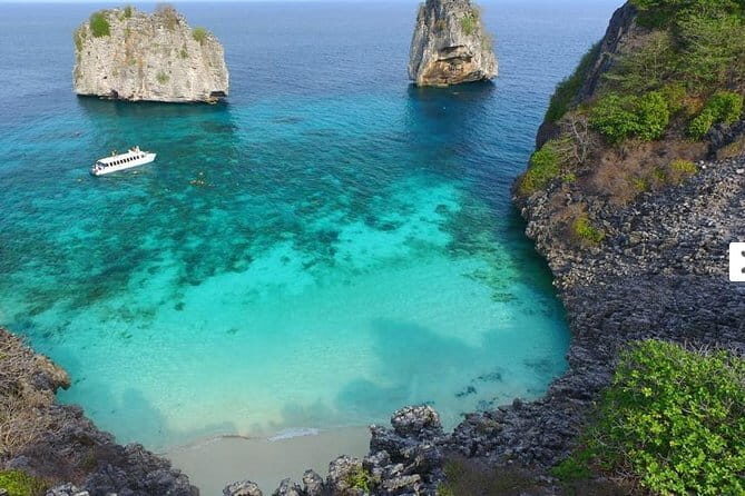 Rok Island Catamaran Snorkeling Tour from Phuket - What We Think