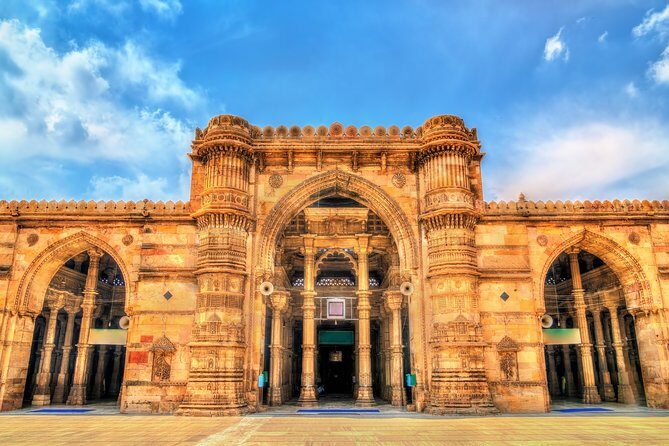 Romantic tour in Ahmedabad - FAQ