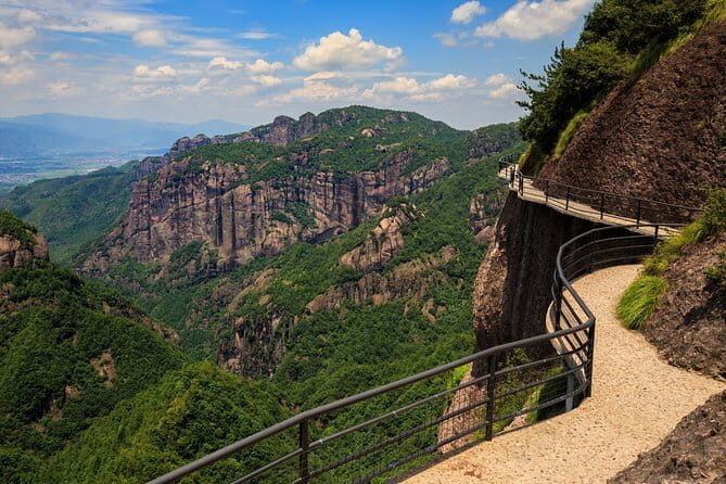 Romantic Tour in Taizhou - What to Expect at Each Stop