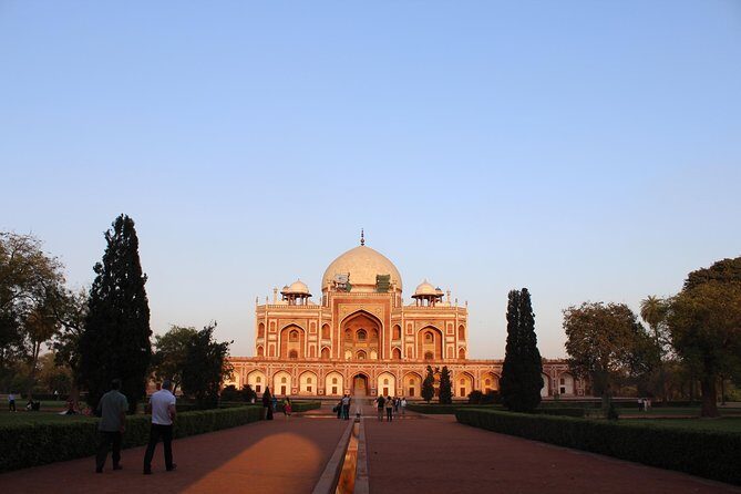 Royal Rajasthan & Spiritual Gujarat with Sasangir NP - FAQ
