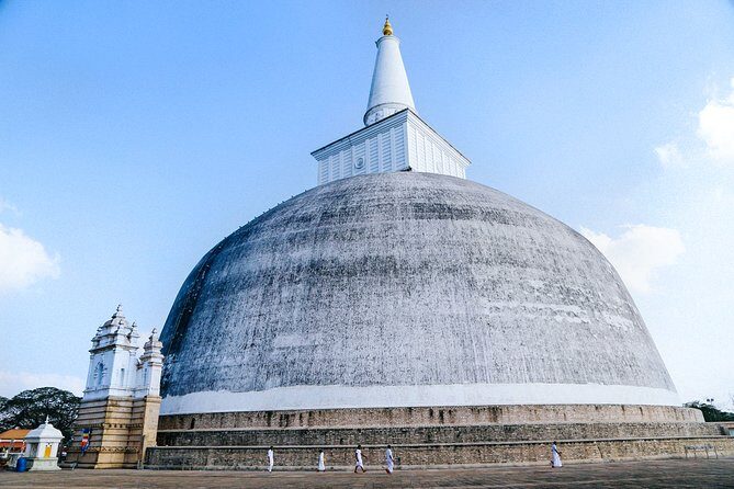 Sacred City of Anuradhapura from Jaffna - Transportation and Practicalities