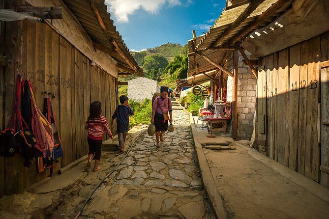 Sapa 2 Days 1 Night From Hanoi by Limousine (Hotel Overnight) - Analyzing the Value