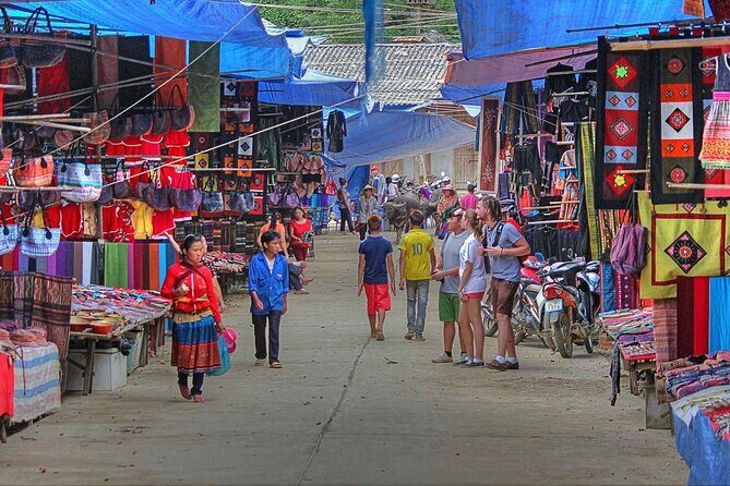 Sapa Bac Ha Market 2D1N Tour (Overnight In Hotel, Only Saturday) - Day 2: From Sapa to Bac Ha Market and Back