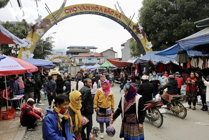 Sapa Market Experience Private Day Tour from SAPA - Who Should Consider This Tour