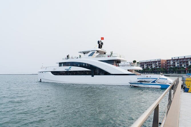 Saquila Yacht Explore Halong Bay or Bai Tu Long Bay - Exploring Bai Tu Long Bay: Quiet Beauty and Cultural Encounters