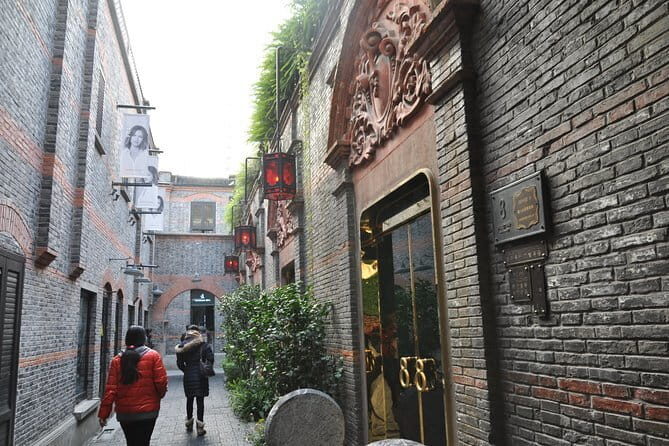 Shanghai Museum Yuyuan Nanjing Lu and Xintiandi Private Tour - Practical Details and Value