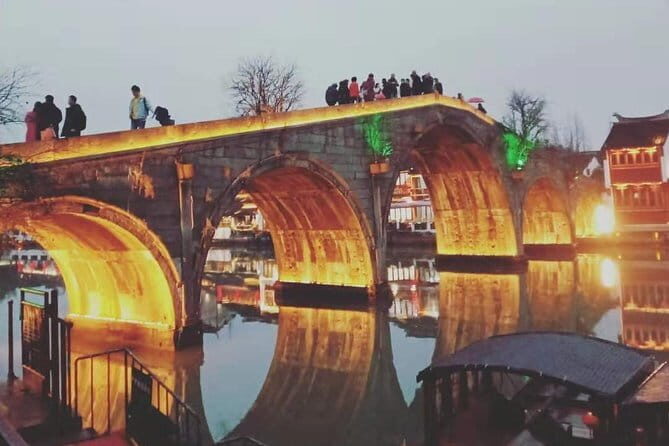 Shanghai Private Layover Tour of Zhujiajiao Ancient Town the Bund and Xintiandi - Who Is This Tour Perfect For?