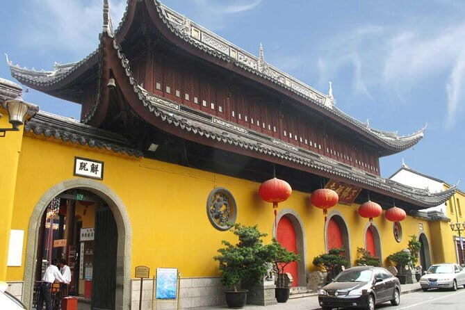 Shanghai Private Tour of Zhujiajiao Water Town and Jade Buddha Temple - Who is This Tour Best For?