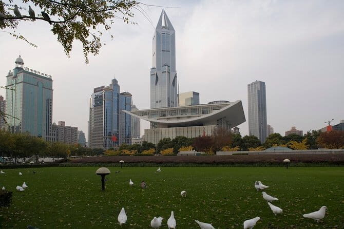Shanghai Tower Science Technology Museum and Bund Private Tour - 1933 Old Millfun: From Slaughterhouse to Creative Hub
