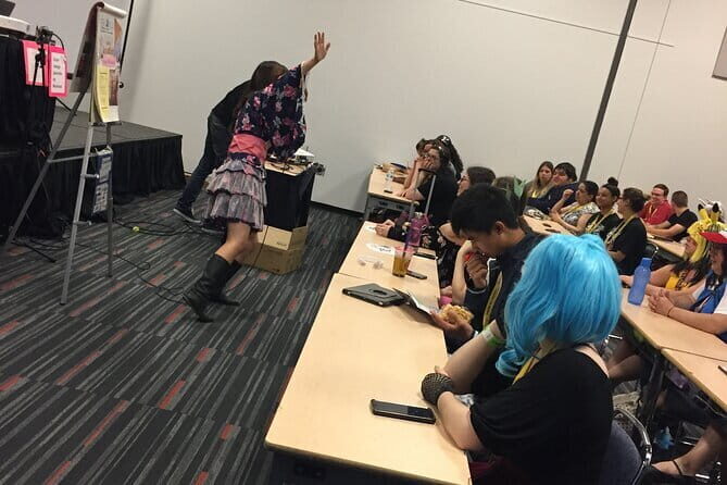 Shibuya Small-Group Manga Cultural Drawing Class - Analyzing the Price and Value