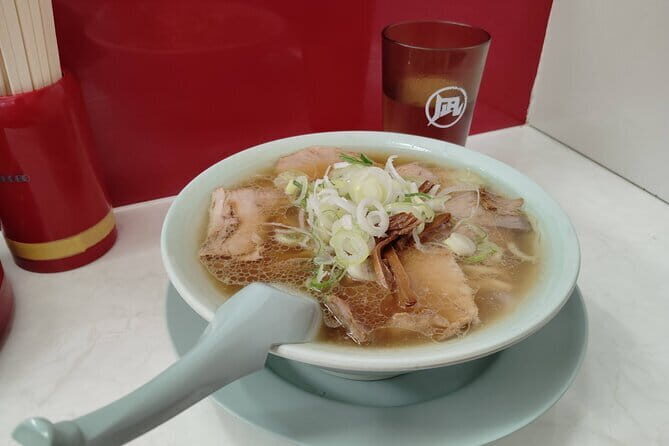 Shinjuku Ramen Crawl  Taste the Best of Ramen Shops 1.5h - What to Expect During the Tour