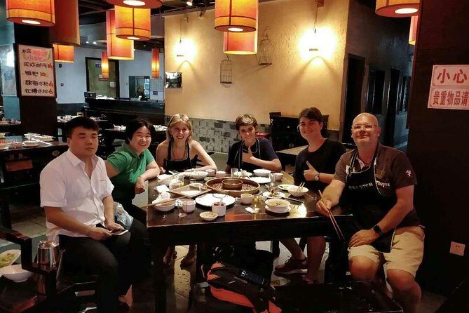 Sichuan Hotpot Dinner plus Face-Changing Variety Show - An Overview of the Tour Experience