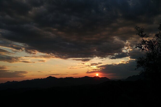 Small Group SUNSET tour at Jinshanling Great Wall - Who Is This Tour Best For?