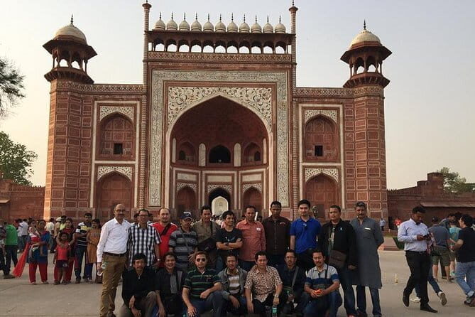 Taj Mahal Private Sunrise Tour from Delhi Including Guide Breakfast & Entrance - The Value of This Tour