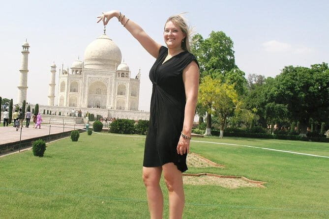 Taj Mahal same day tour with flights from Cochin India - What to Expect and Practical Tips