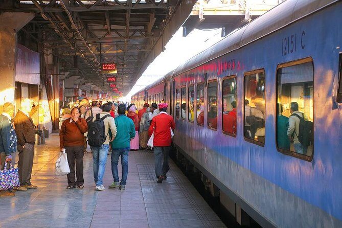 Taj Mahal Tour by Gatimaan Train/Rail All Inclusive - Who is This Tour Best For?