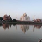 Taj Mahal with Fatehpur Sikri Tour By Car From Jaipur - Lunch at a Mughlai Restaurant: A Delicious Break