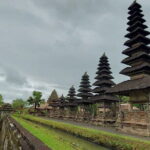 Tanah Lot and Royal Temple including Chocolate Tasting Full-Day Tour - Authentic Experiences & Traveler Insights