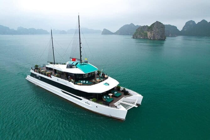 The Halong Catamaran Premium Cruise Day Trip, Outdoor Jacuzzi - Detailed Itinerary Breakdown