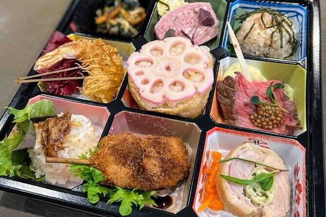 Tokyo Sakura Cherry Blossom Viewing w/One Sake Hanami Bento - An In-Depth Look at the Cherry Blossom Tour in Tokyo