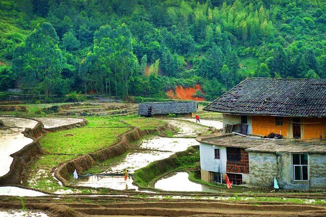 Tour Guide and Car: Private Day Tour to Chuxi Tulou from Xiamen - Who Should Consider This Tour?