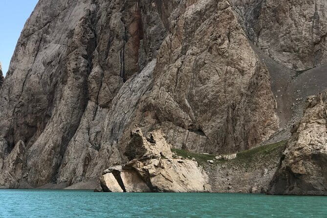 Tour to Kel Suu Lake Visit Paradise of Kyrgyzstan - In-Depth Review of the Tour