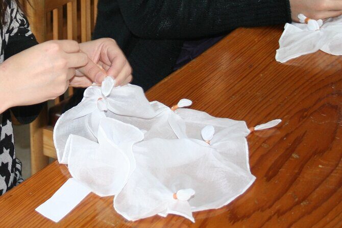Tradistional Kusaki-zome Dyeing Experience in Kagoshima - Practical Tips for Participants