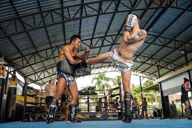 Training Beginner Muay Thai in Koh Samui with Pro Fighters - Who Will Love This Experience?