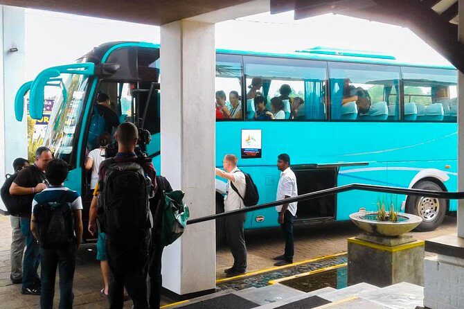 Transfer between Colombo Airport (CMB) and Rangiri Dambulla Resort, Dambulla - Is this transfer worth it?