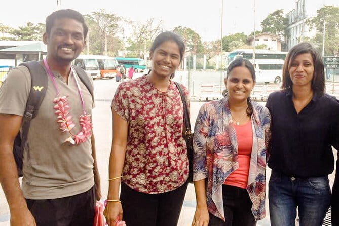 Transfer between Colombo (CMB) Airport and Ayurvie Retreat - FAQs
