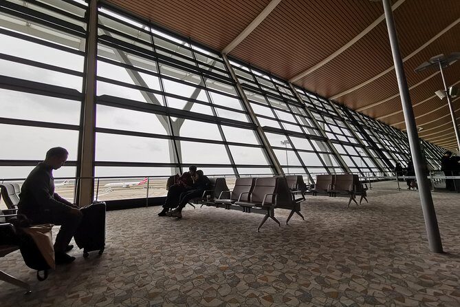 Transfer: Colombo Airport (CMB) and palace mirissa, mirissa - Why This Transfer Is a Solid Choice