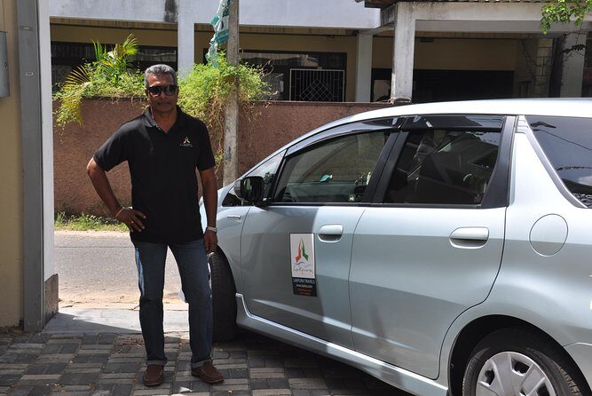 Transfers Between Colombo Airport and Taru Villas-Rampalt Street - The Value of Booking in Advance