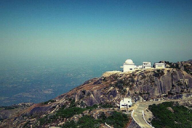 Udaipur and Mount Abu 5 Days Tour - Journey to Mount Abu: Rajasthan’s Hilltop Retreat