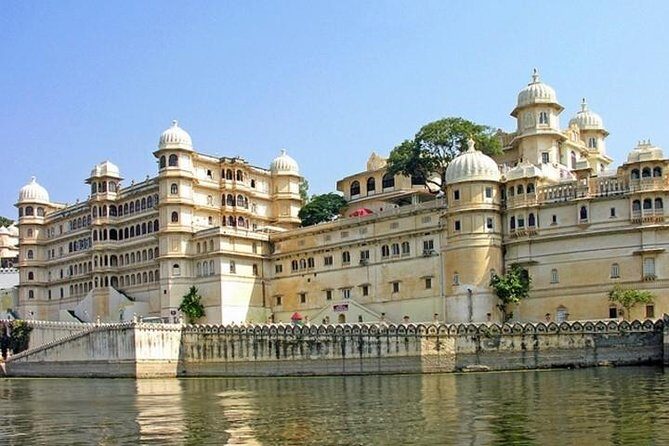Udaipur City Day Tour With Kumbhalgarh Fort & Ranakpur Jain Temple Tour In 2 Day - FAQs