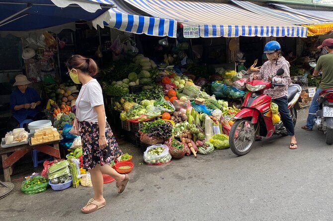 Vietnamese Culinary Immersion: Local Market and Home Cooking - Learning the Art of Vietnamese Cooking