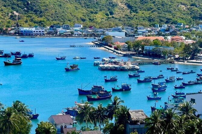 Vinh Hy Bay Snorkeling, Hidden Waterfall Discovery from Mui Ne - Vinh Hy Bay: The Main Event