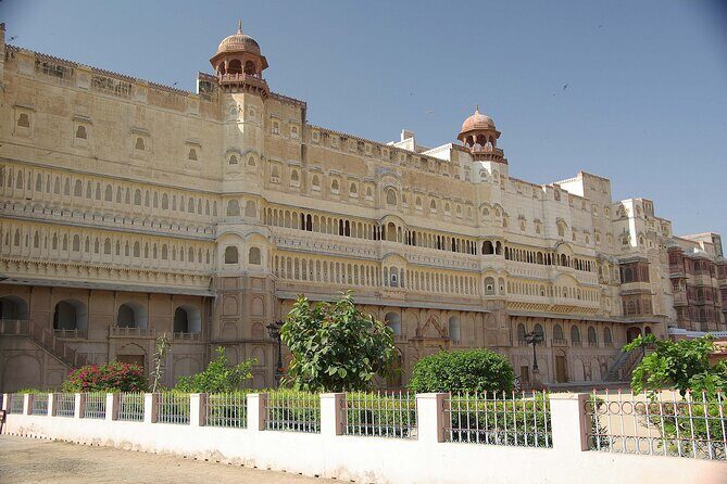 Visit Bikaner in Private Car with Guide Service - Exploring Bikaner: An In-Depth Look at the Itinerary