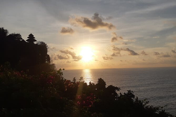 Watersport and Sunset in Uluwatu - The Full Breakdown of the Tour