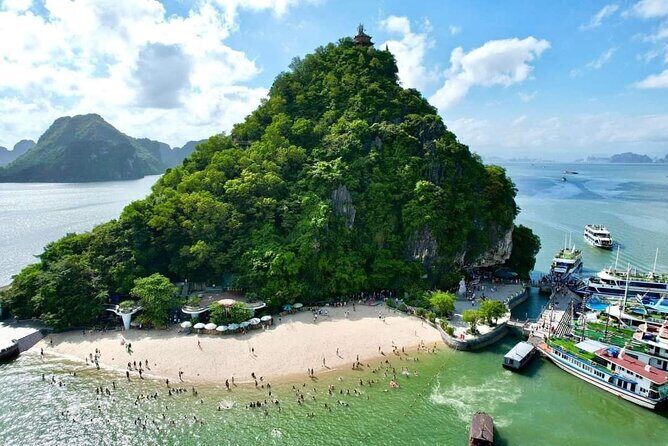 Wego Cruise Standard 1 Day Tour :Ti Top Island & Amazing Cave - FAQ