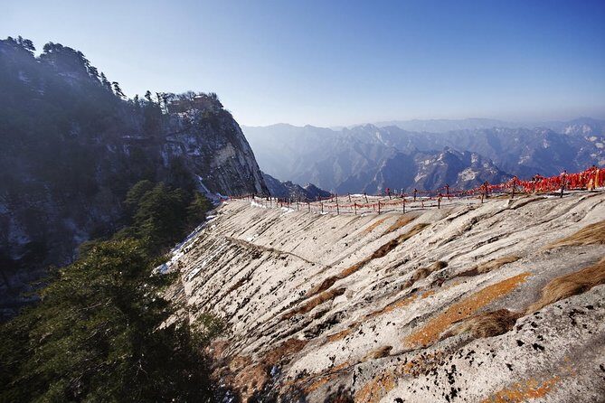 Xian Private Day Trip to Mount Huashan with Round Trip Cable Car to North Peak - Why This Tour Stands Out