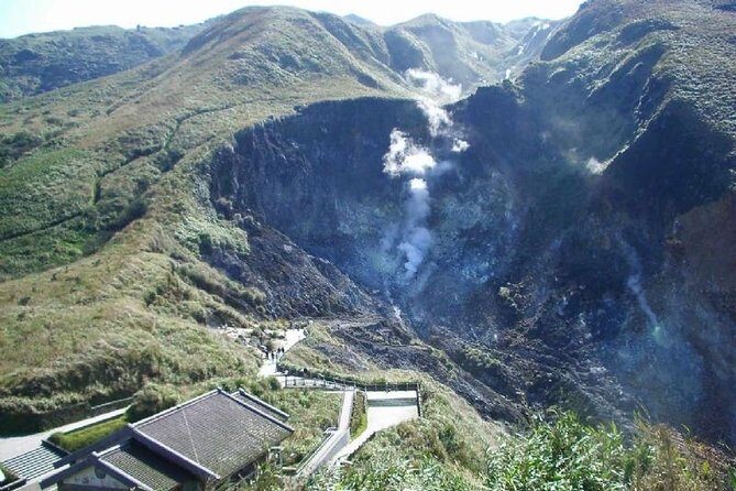 Yangmingshan National Park & Hot Spring Tour (afternoon ) - What’s Included and What’s Not