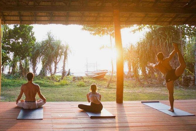 yoga class - Vinyasa Flow (wellness treatments Sri Lanka) - The Setting: Galle and Talalla’s Beach Bliss